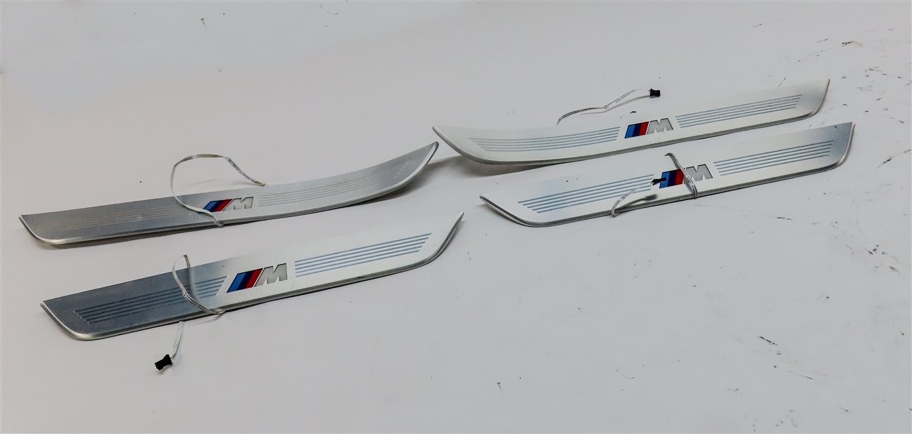 Thumbnail 1: 2016 BMW 750i G11 FRONT REAR LEFT RIGHT DOOR ///M SPORT LIGHTED SCUFF PLATE SET4