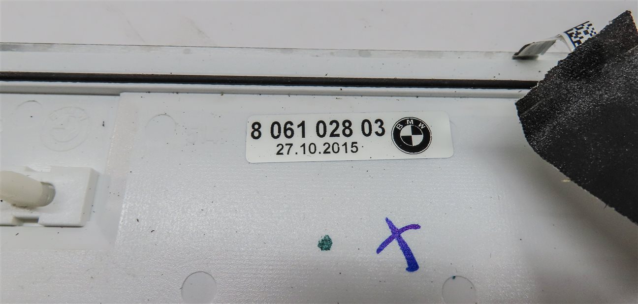 Thumbnail 10: 2016 BMW 750i G11 FRONT REAR LEFT RIGHT DOOR ///M SPORT LIGHTED SCUFF PLATE SET4