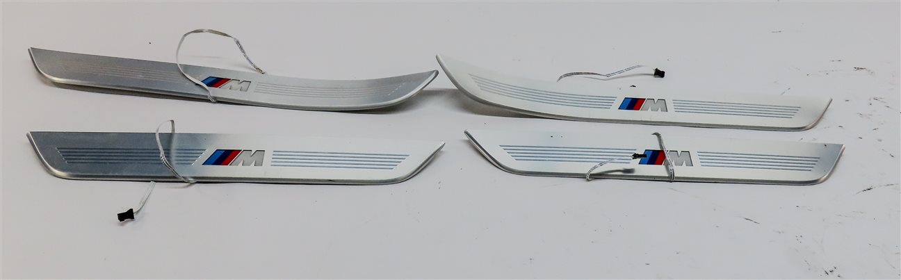 Thumbnail 2: 2016 BMW 750i G11 FRONT REAR LEFT RIGHT DOOR ///M SPORT LIGHTED SCUFF PLATE SET4