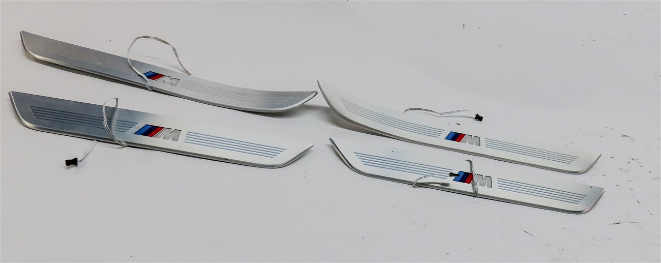 Thumbnail 3: 2016 BMW 750i G11 FRONT REAR LEFT RIGHT DOOR ///M SPORT LIGHTED SCUFF PLATE SET4