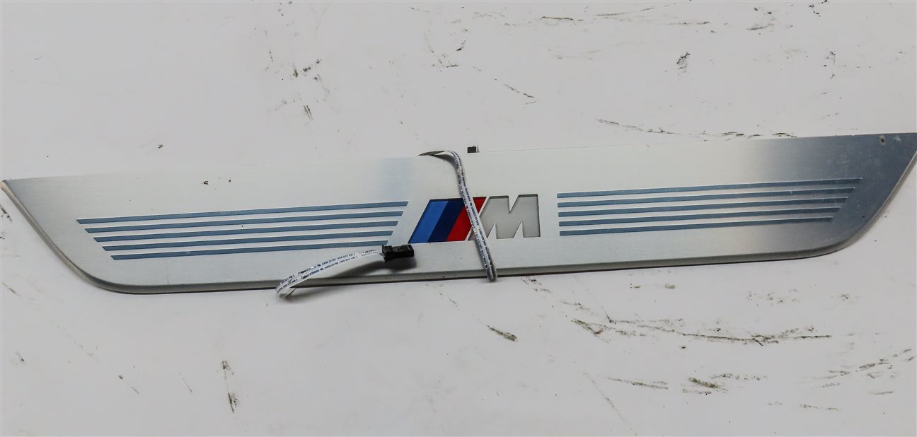 Thumbnail 4: 2016 BMW 750i G11 FRONT REAR LEFT RIGHT DOOR ///M SPORT LIGHTED SCUFF PLATE SET4