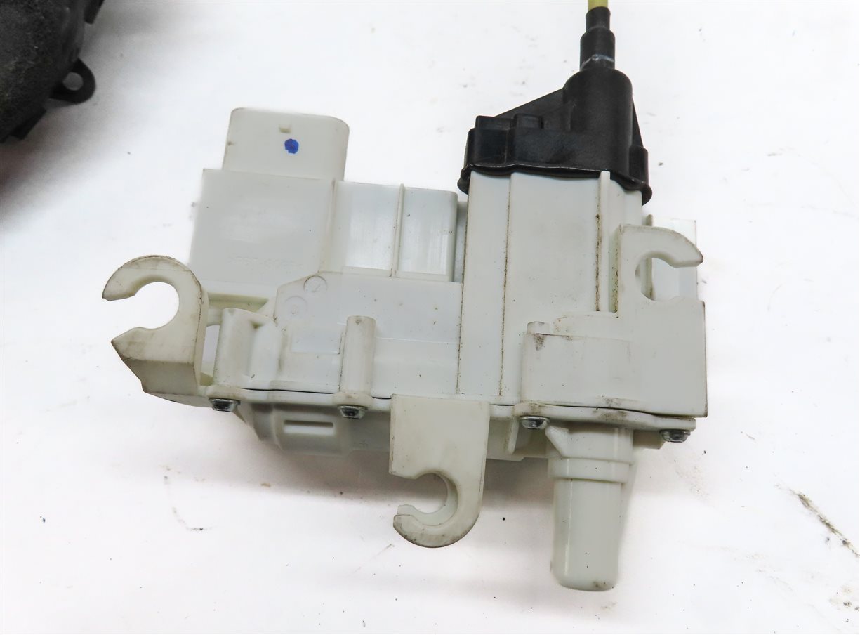Thumbnail 6: 16-19 BMW 5 7 X5 X6 F25 F26 G11 REAR LEFT SOFT CLOSE DOOR LOCK LATCH w/ ACTUATOR
