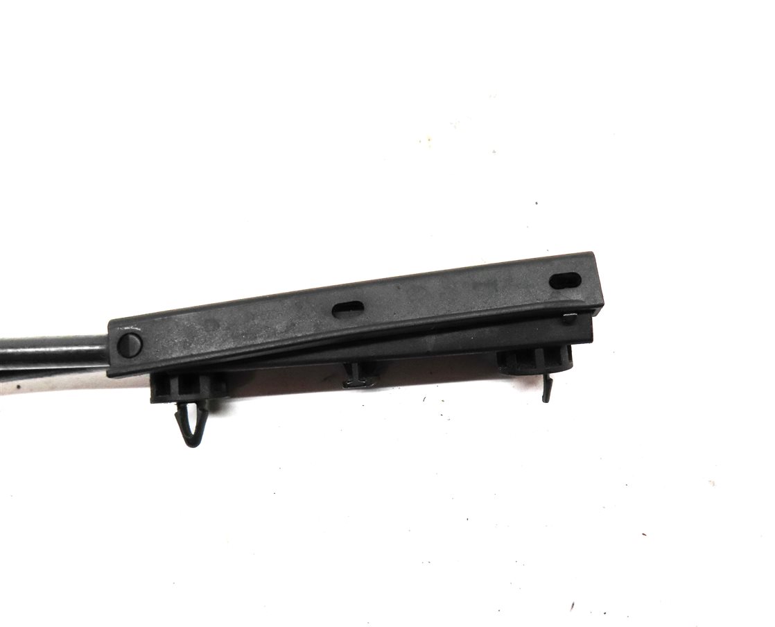 Thumbnail 11: 2016 BMW 750i (G11) FRONT LEFT & RIGHT HOOD LOCK LATCH SET 2 w/ CABLE