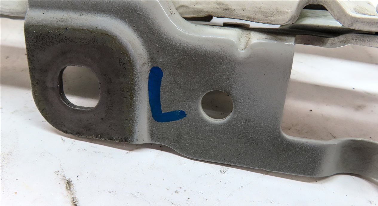 Thumbnail 10: 16-24 BMW 5 6 7 8 M8 (F91 G14 G30 G32 G70) LEFT & RIGHT HOOD HINGE SET2 (White)