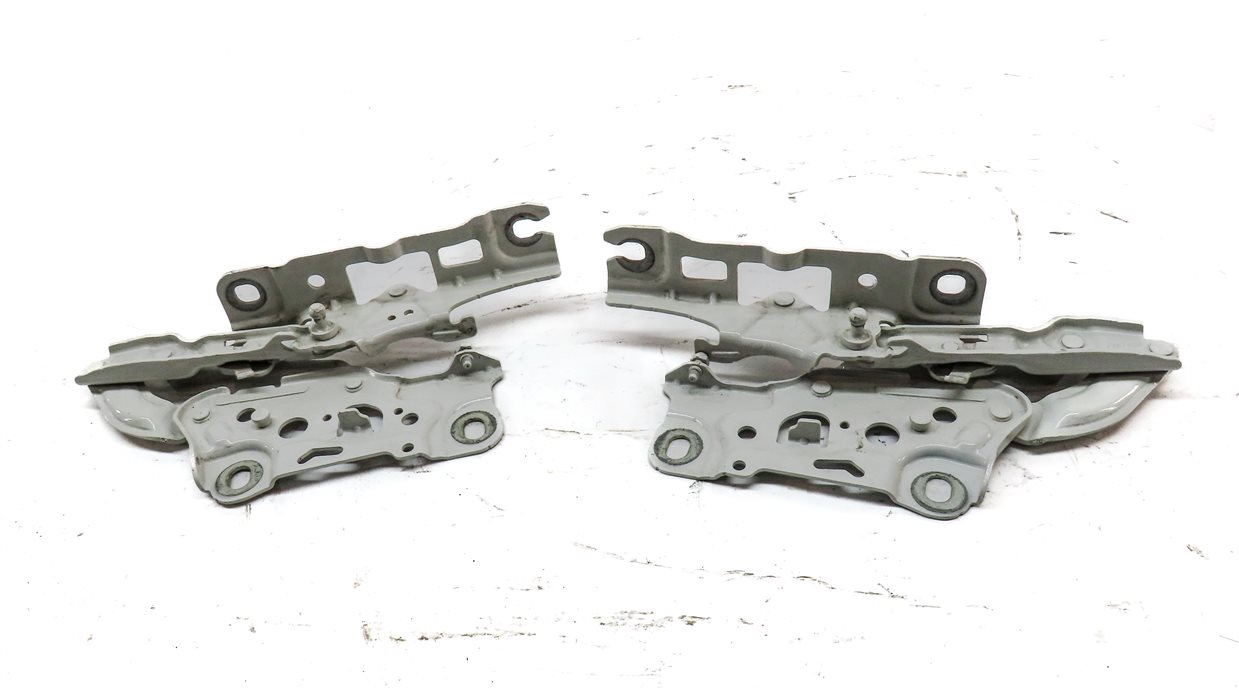 Thumbnail 2: 16-24 BMW 5 6 7 8 M8 (F91 G14 G30 G32 G70) LEFT & RIGHT HOOD HINGE SET2 (White)