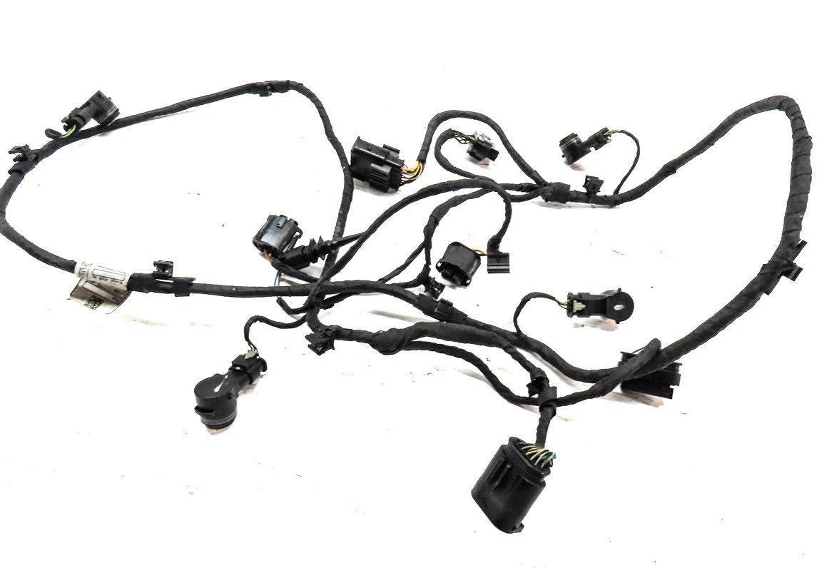 Thumbnail 1: 2016 BMW 750i G11 FRONT SELF PARK ASSIST PDC SENSOR SET4 (White) w/ WIRE HARNESS
