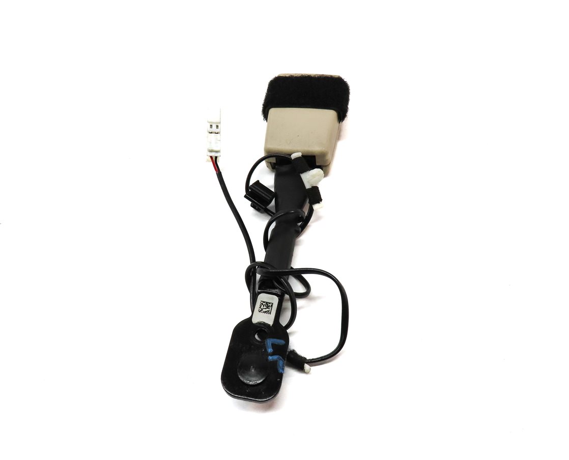 Thumbnail 3: 16-21 BMW 5 M5 6GT 7 G30 F90 G32 G11 FRONT LEFT SEATBELT BUCKLE RECEIVER (Beige)