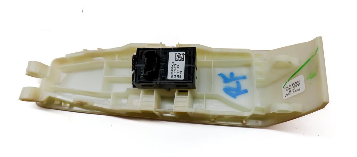 Thumbnail 5: 2016 BMW 750i (G11) FRONT RIGHT PASSENGER DOOR WINDOW SWITCH w/ TRIM (BEIGE)