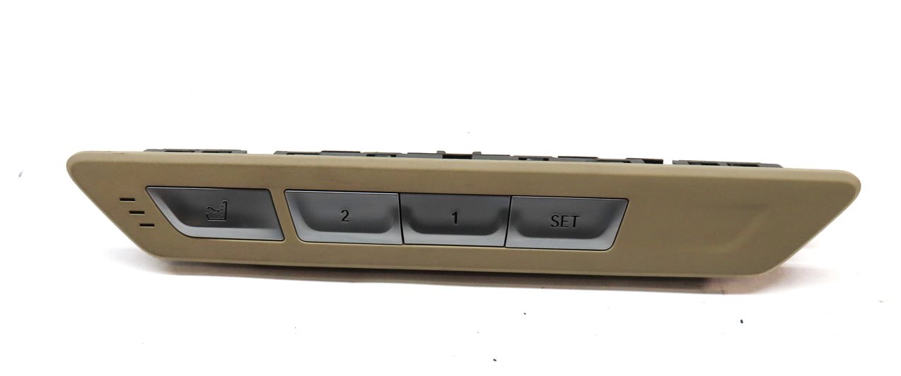 Thumbnail 2: 2016 BMW 750i G11 FRONT RIGHT PASSENGER SEAT MEMORY SWITCH BUTTON PANEL (BEIGE)