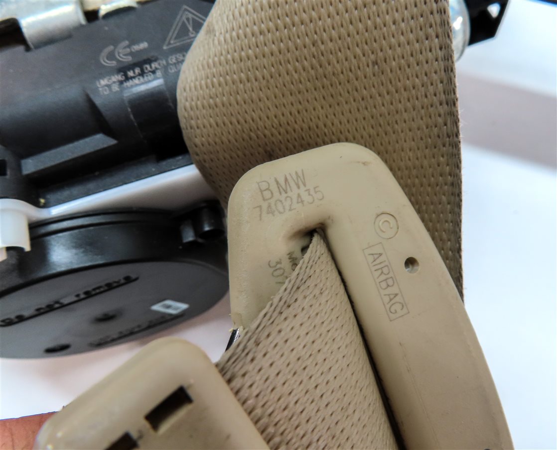 Thumbnail 5: 2016-2021 BMW 7 SERIES (G11) FRONT RIGHT SEAT BELT SEATBELT RETRACTOR (Beige)