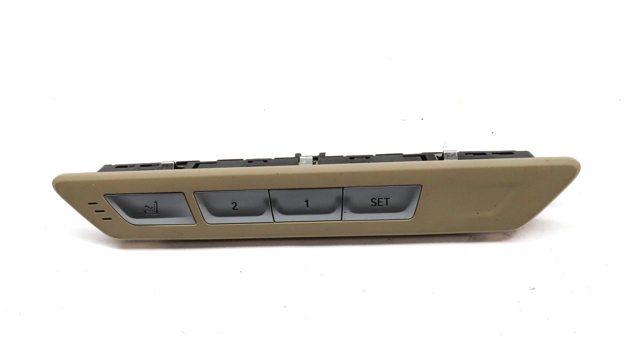 Thumbnail 2: 2016 BMW 750i (G11) REAR RIGHT PASSENGER SEAT MEMORY SWITCH BUTTON PANEL (BEIGE)