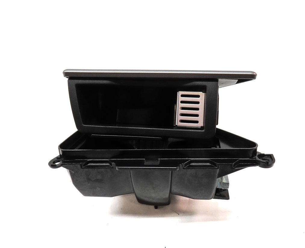 Thumbnail 5: 2016 BMW 750i (G11) REAR LEFT DOOR ASHTRAY ASH TRAY