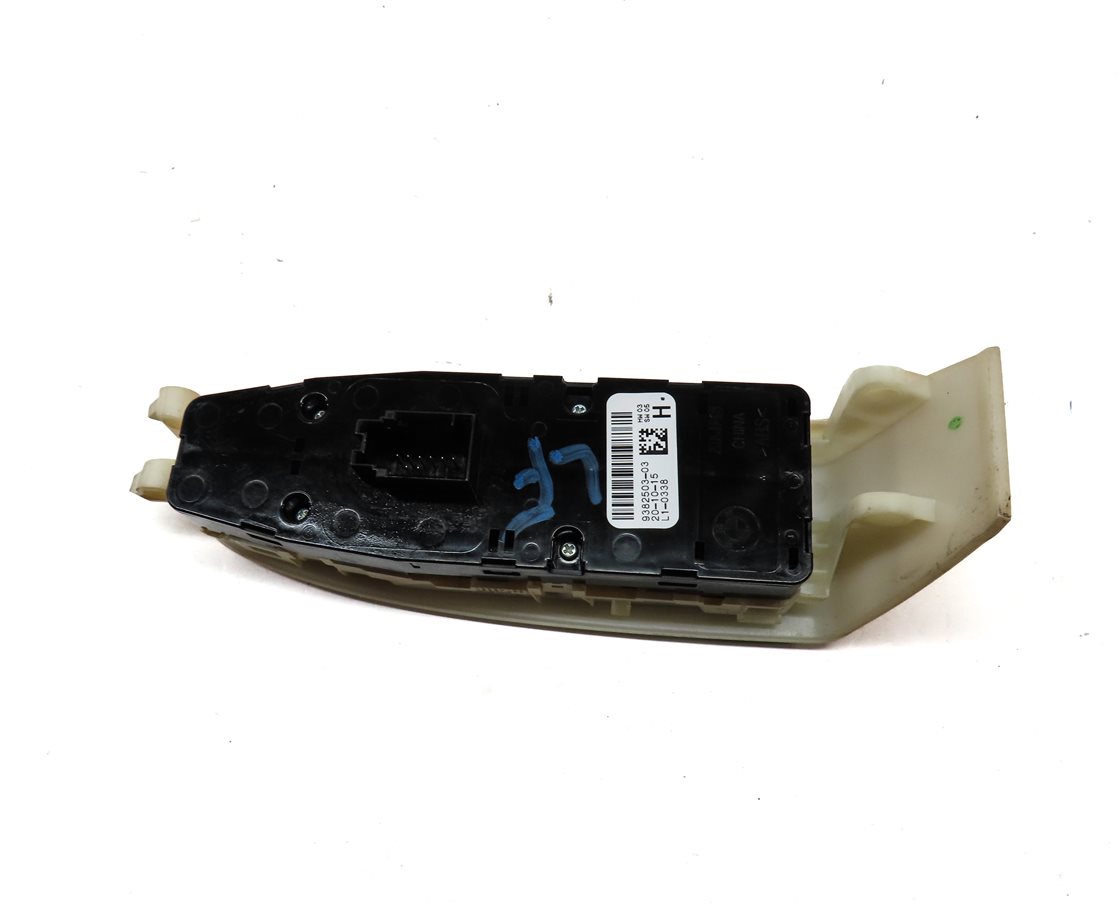 Thumbnail 5: 16-21 BMW 7 (G11) FRONT LEFT DOOR PFOLD SUNSHADE WINDOW SWITCH w/ TRIM (BEIGE)