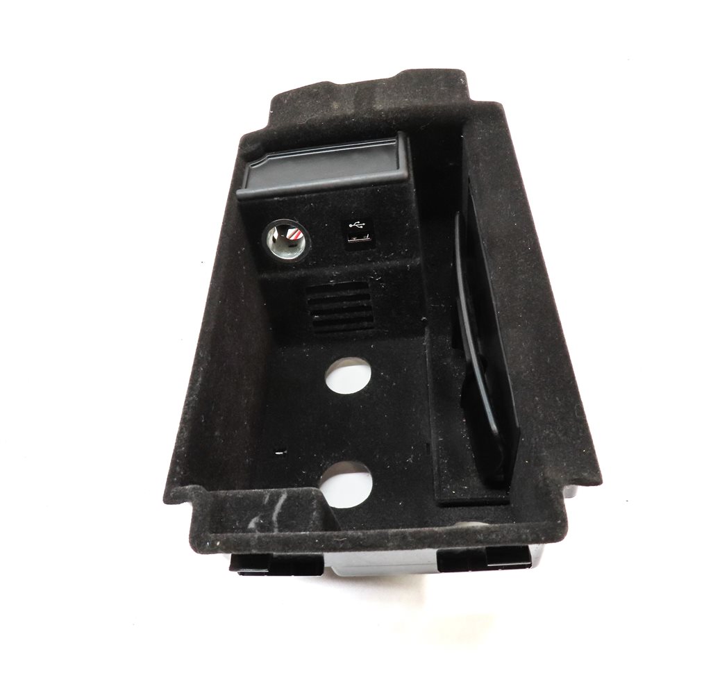 Thumbnail 2: 16-21 BMW 7 SERIES G11 FRONT CENTER CONSOLE STORAGE COMPARTMENT w/ PHONE CHARGER