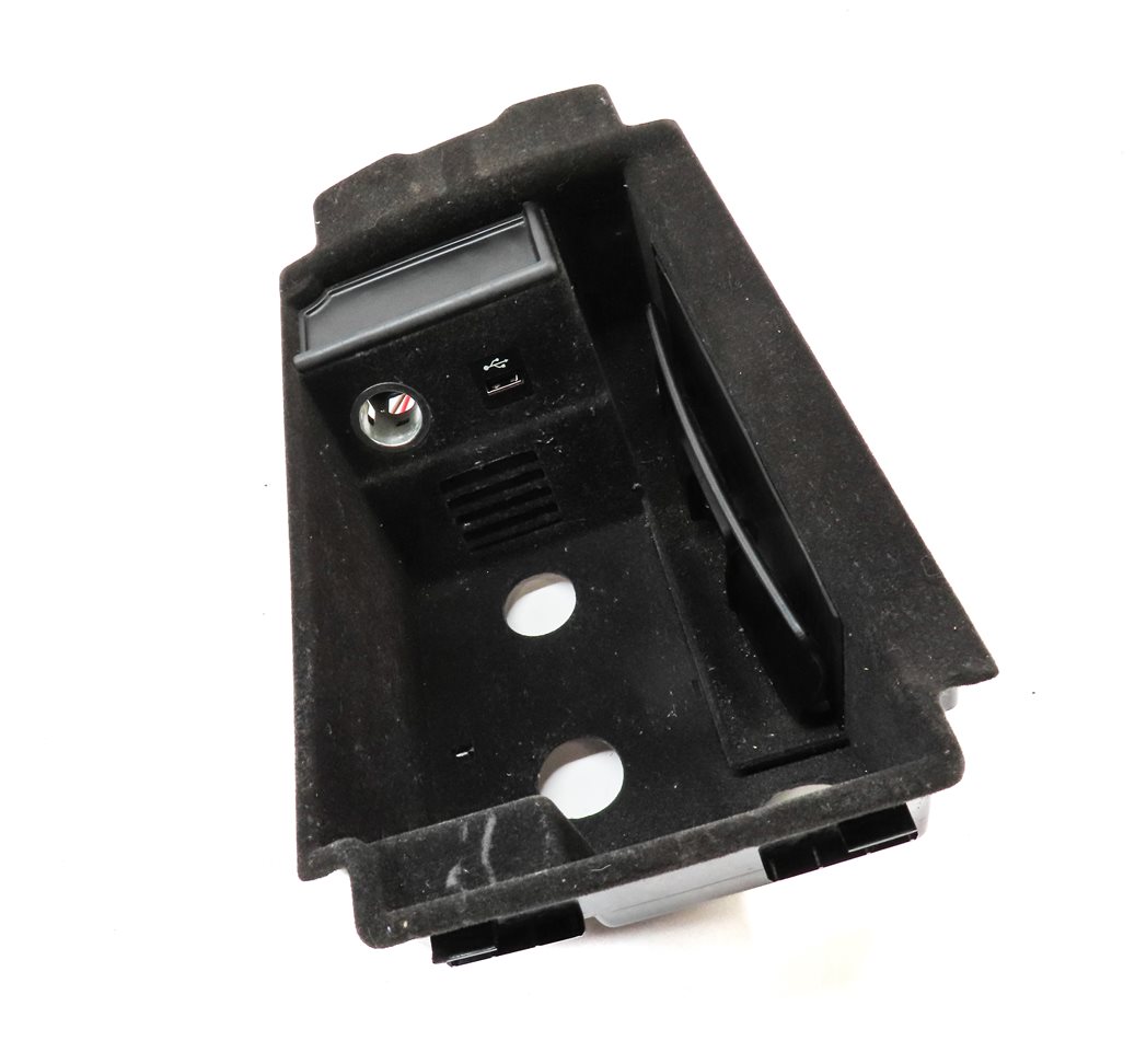 Thumbnail 3: 16-21 BMW 7 SERIES G11 FRONT CENTER CONSOLE STORAGE COMPARTMENT w/ PHONE CHARGER