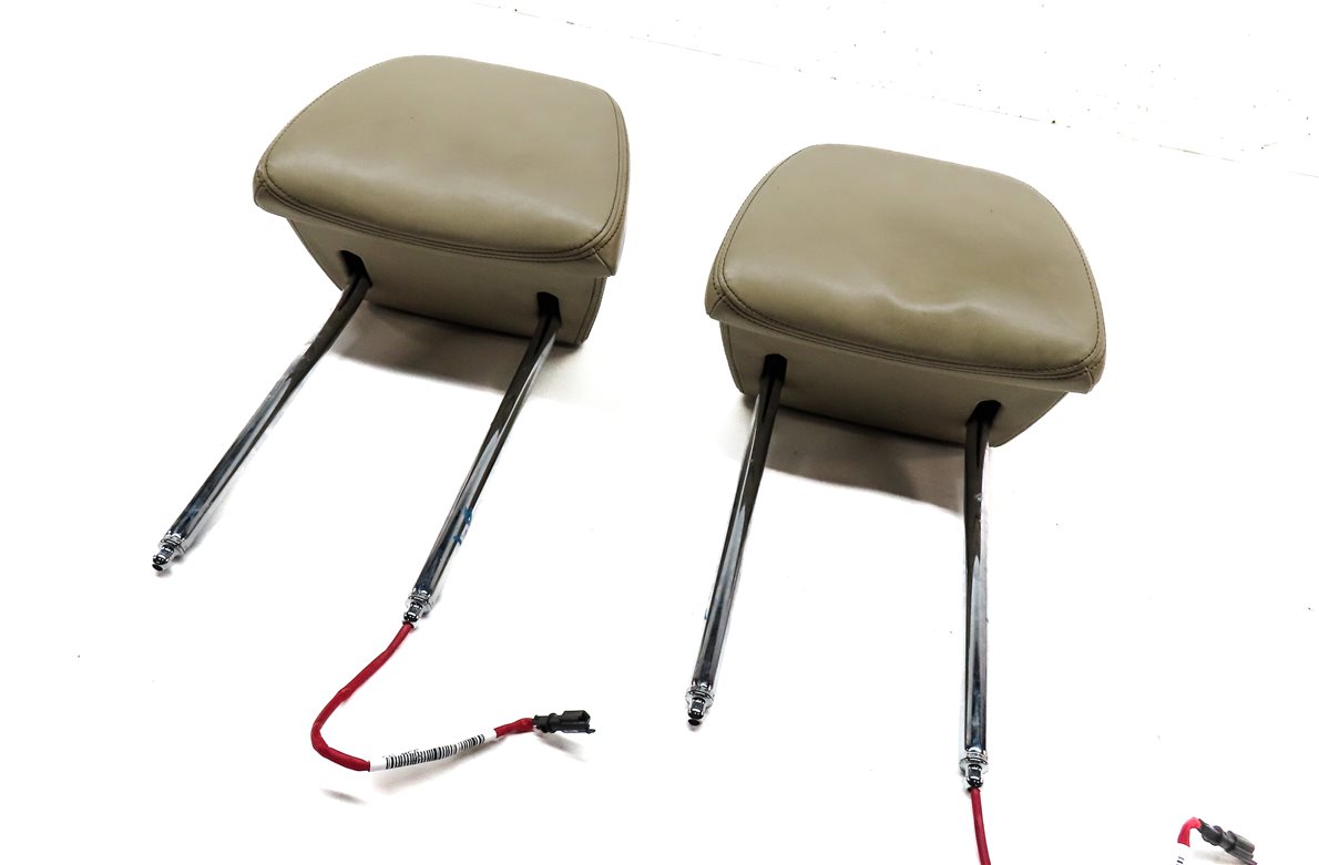 16-22 BMW 7 SERIES (G11) FRONT LEFT & RIGHT COMFORT ACTIVE SEAT HEADREST (Beige)