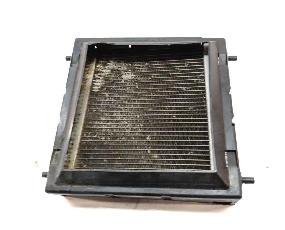 Thumbnail 8: 16-20 BMW 5 6GT 7 8 (G11 G14 G15 G30 G32) FRONT LEFT AUXILIARY RADIATOR w/ DUCT