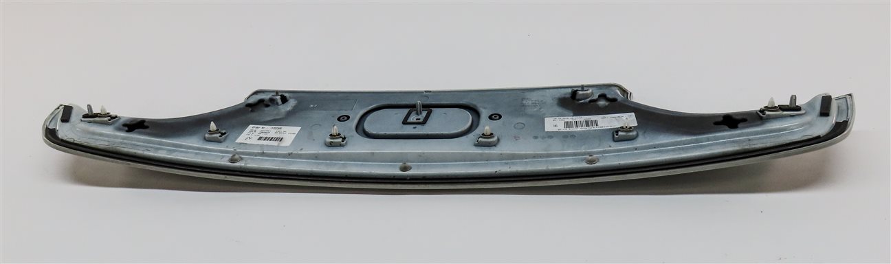 Thumbnail 5: 2016 BMW 750i (G11) LOWER TRUNK LID TRIM PANEL (White)