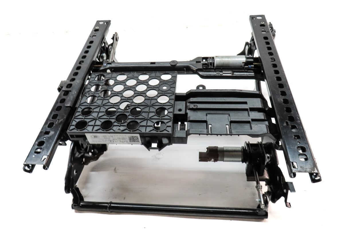 Thumbnail 6: 2016-2019 BMW 7 SERIES (G11) FRONT RIGHT PASSENGER SEAT TRACK w/ ADJUST MOTORS
