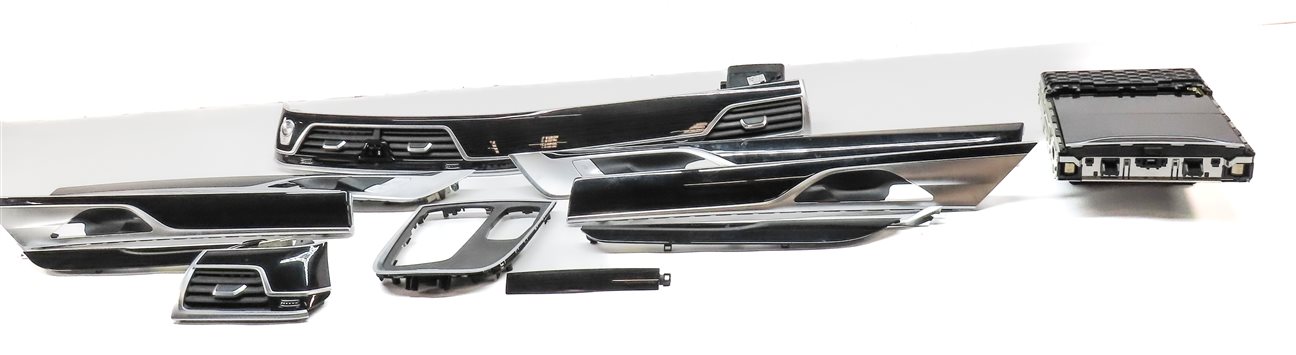 Thumbnail 2: 2016 BMW 750i (G11) FRONT REAR DOOR DASH CONSOLE TRIM SET (Fineline Wood)