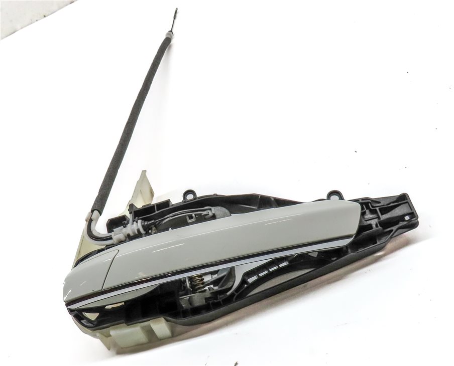 Thumbnail 3: 2016-2019 BMW 7 SERIES (G11) FRONT LEFT DRIVER EXTERIOR DOOR HANDLE (White)