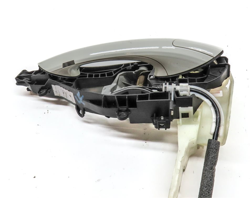 Thumbnail 4: 2016-2019 BMW 7 SERIES (G11) FRONT LEFT DRIVER EXTERIOR DOOR HANDLE (White)