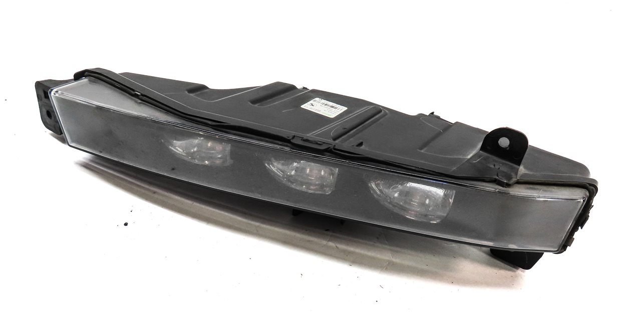 Thumbnail 4: 16-19 BMW 7 SERIES (G11) FRONT LEFT DRIVER LED FOGLIGHT FOG LIGHT DAYTIME DRL