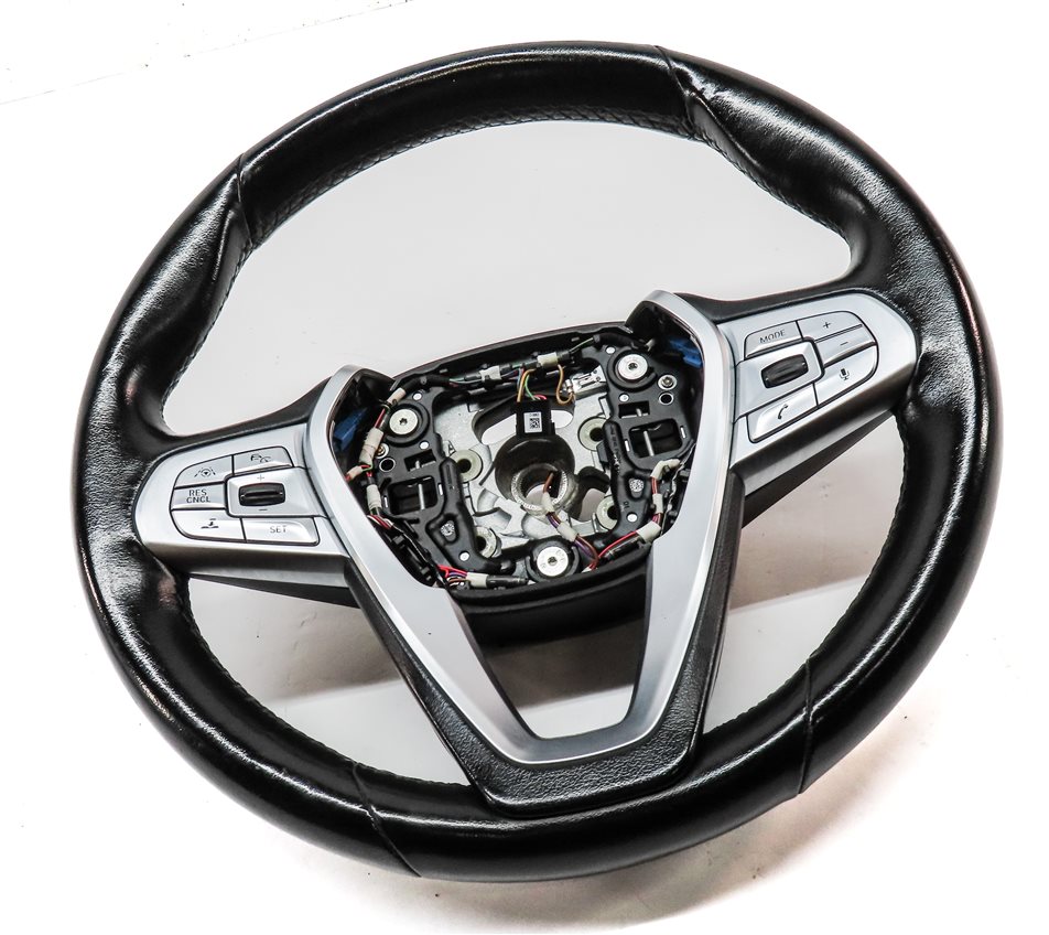 Thumbnail 3: 16-19 BMW 7 SERIES (G11) 3 SPOKE SPORT STEERING WHEEL (Black) w/ SWITCH BUTTONS