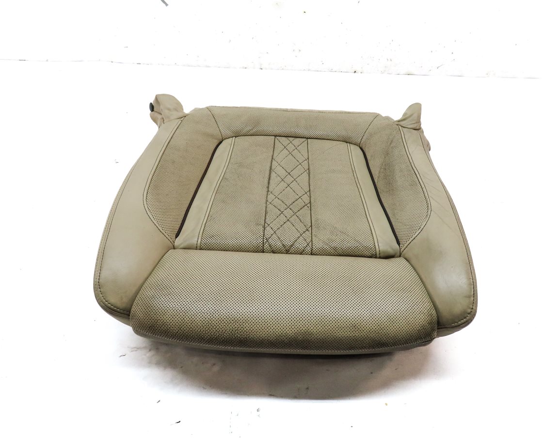 Thumbnail 2: 2016 BMW 750i (G11) FRONT LEFT LOWER HEATED COOLED COMFORT SEAT CUSHION (BEIGE)