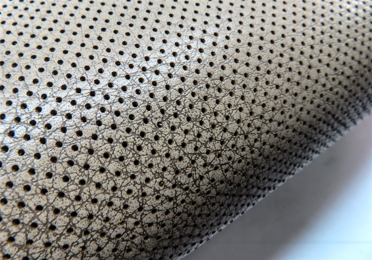 Thumbnail 8: 2016 BMW 750i (G11) FRONT LEFT LOWER HEATED COOLED COMFORT SEAT CUSHION (BEIGE)
