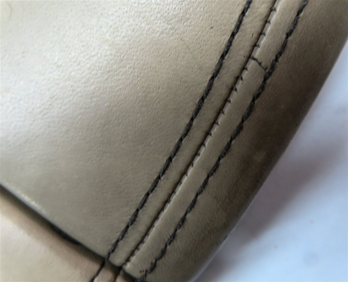Thumbnail 9: 2016-2022 BMW 7 SERIES (G11) FRONT CENTER CONSOLE ARMREST ARM REST LID (Beige)