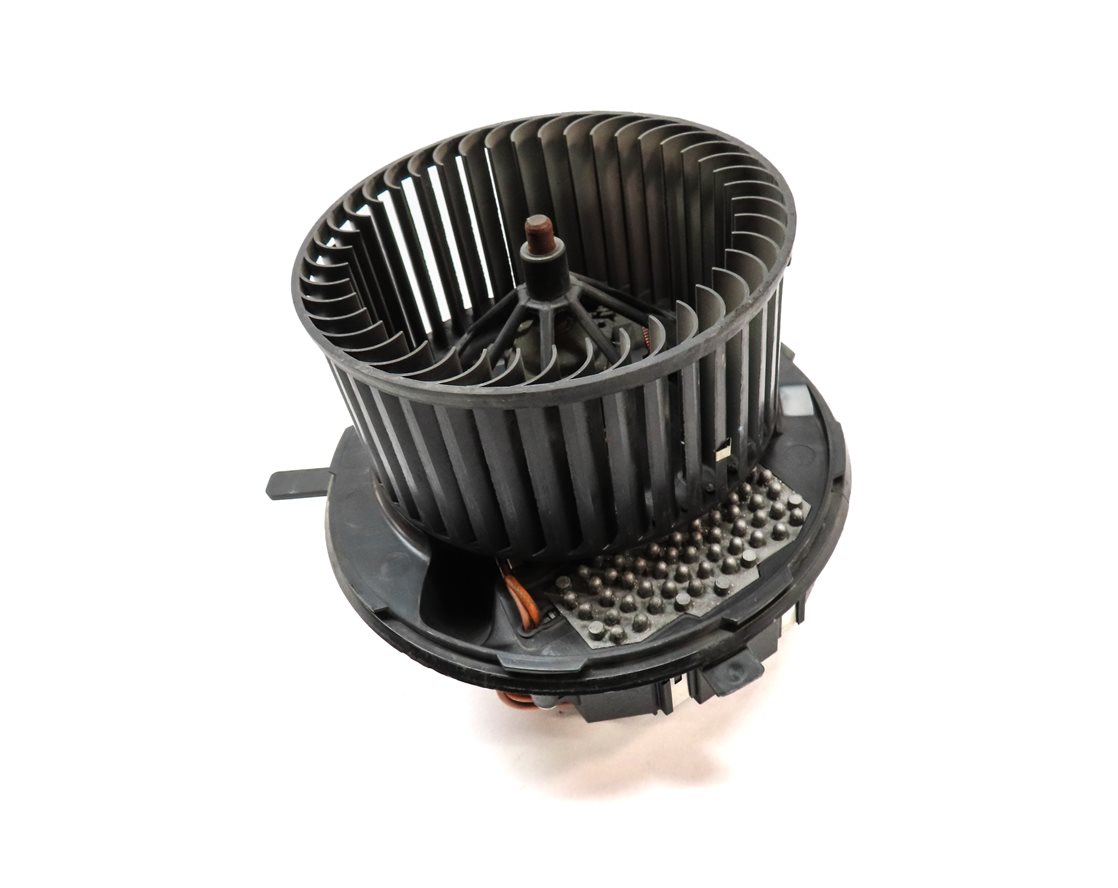 Thumbnail 2: 2015-2018 VW CC EOS TIGUAN / AUDI Q3 (8U) FRONT HEATER A/C BLOWER FAN MOTOR