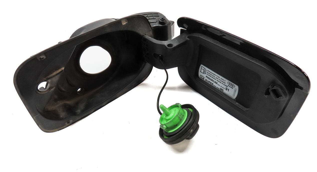 Thumbnail 6: 2015-2018 AUDI Q3 (8U) FUEL TANK DOOR LID TRIM w/ HOUSING & CAP (Black)