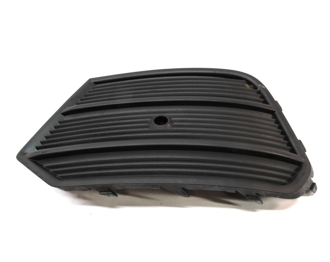 Thumbnail 2: 2016-2018 AUDI Q3 (8U) FRONT LEFT DRIVER LOWER BUMPER GRILLE TRIM
