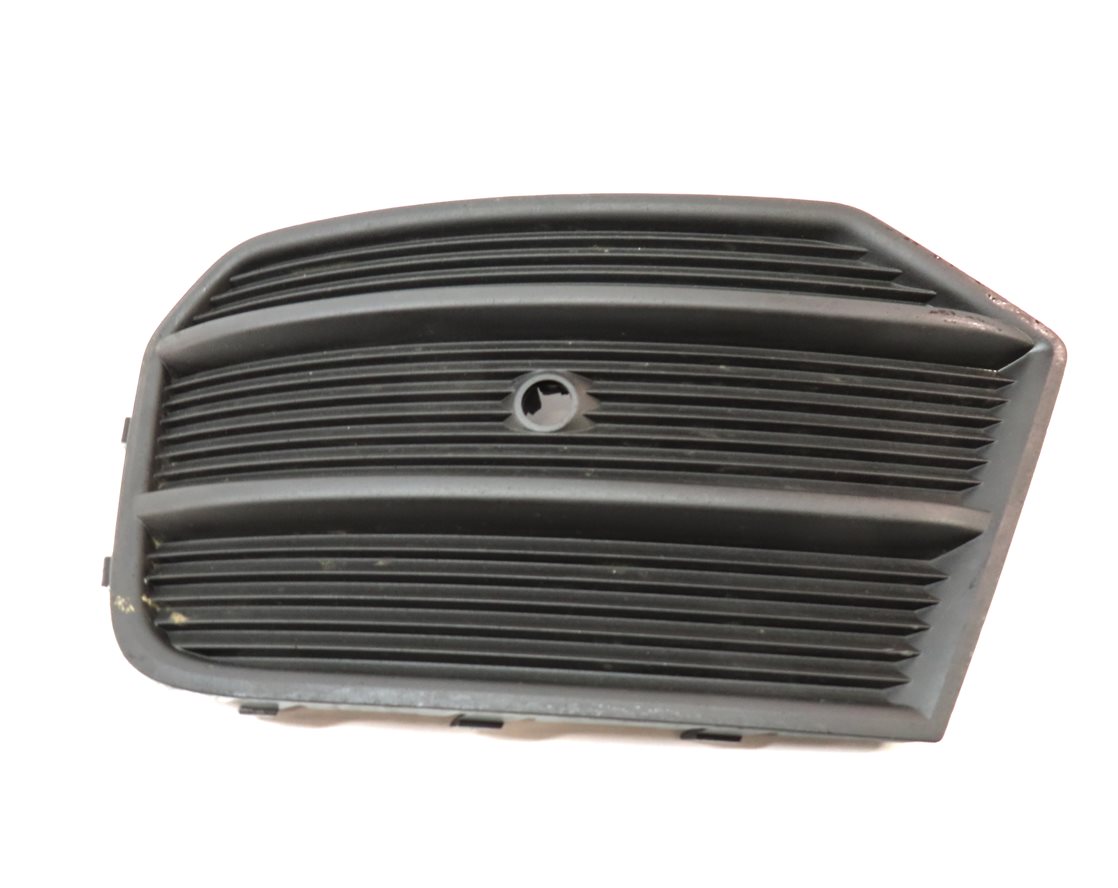 Thumbnail 4: 2016-2018 AUDI Q3 (8U) FRONT LEFT DRIVER LOWER BUMPER GRILLE TRIM