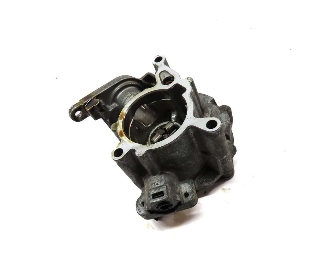 Thumbnail 3: 2015-2018 AUDI Q3 (8U) 2.0L CCTA TURBO ENGINE BRAKE VACUUM PUMP