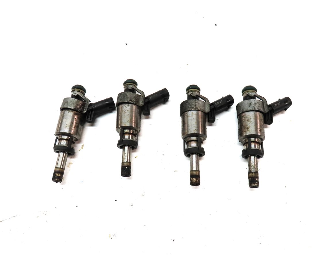 Thumbnail 4: 08-17 AUDI A3 A4 A5 A6 Q5 TT (8P B8 8K 8T 8R MK2 C7) 2.0L FSI FUEL INJECTOR SET4