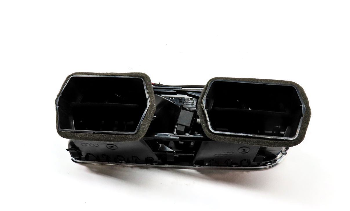 Thumbnail 4: 2016 AUDI Q3 (8U) FRONT CENTER DASH HVAC A/C HEATER AIR VENT (BLACK)