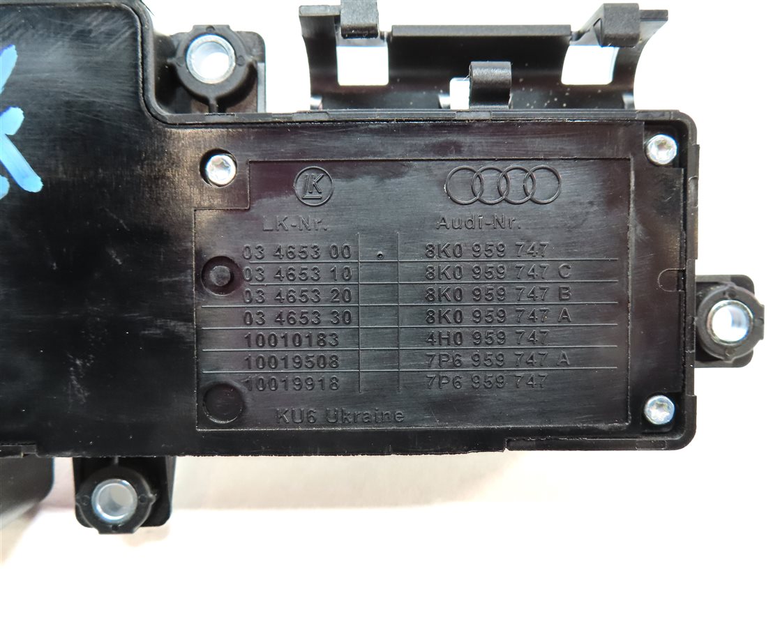 Thumbnail 6: 2016 AUDI Q3 (8U) FRONT LEFT DRIVER SEAT ADJUST ADJUSTMENT SWITCH (BLACK)