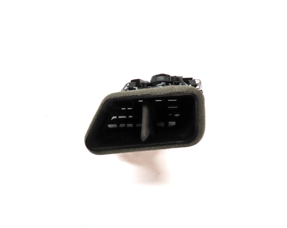 Thumbnail 4: 2016 AUDI Q3 (8U) FRONT RIGHT PASSENGER HVAC A/C HEATER AIR VENT (BLACK)