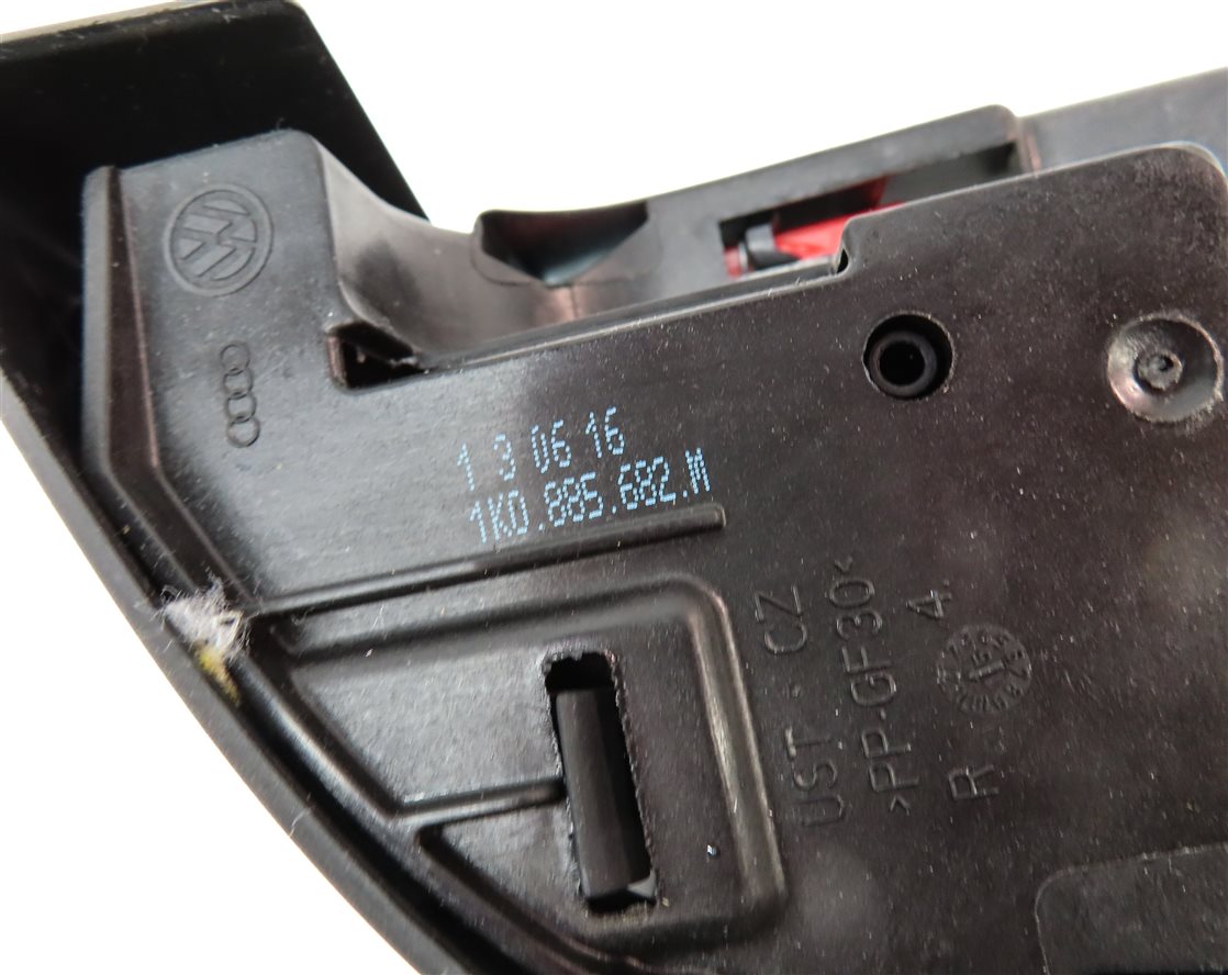 Thumbnail 7: 2016 AUDI Q3 (8U) REAR RIGHT SEAT LOCK LATCH & RELEASE LEVER (BLACK)