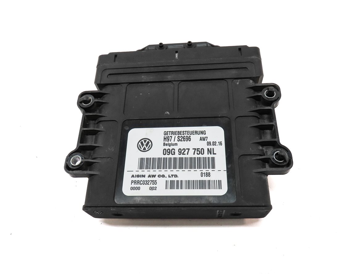 Thumbnail 2: 2015-2018 AUDI Q3 (8U) 2.0L AUTO AUTOMATIC TRANSMISSION CONTROL MODULE