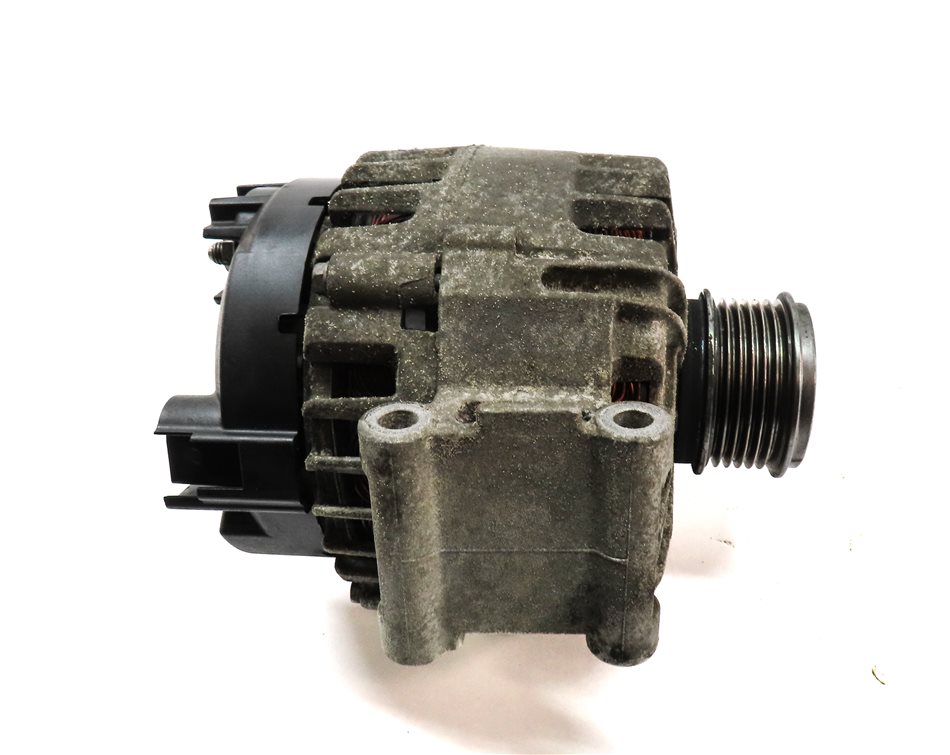 Thumbnail 7: 2015-2018 AUDI Q3 (8U) 2.0L ENGINE 140 AMP ALTERNATOR POWER GENERATOR (VALEO)