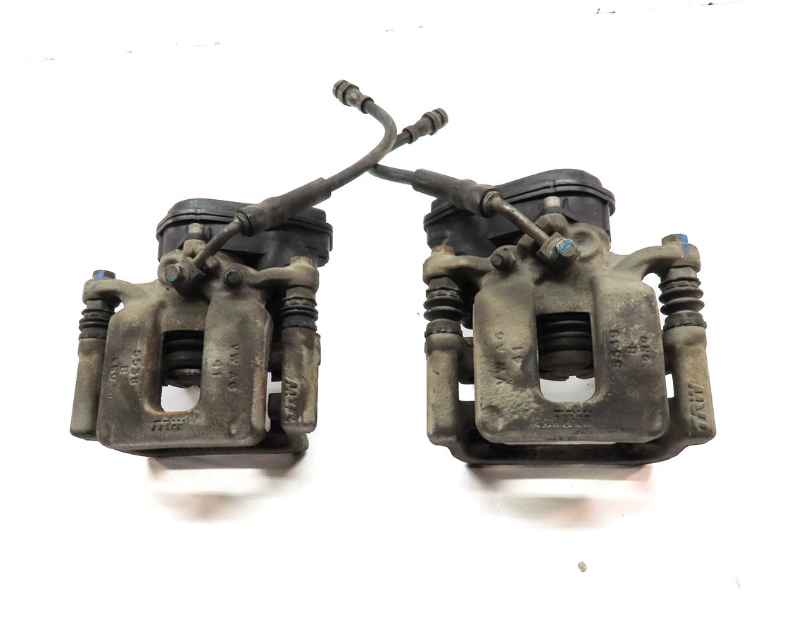 Thumbnail 2: 16-18 AUDI Q3 8U REAR LEFT & RIGHT BRAKE CALIPER SET 2 w/ PARKING BRAKE ACTUATOR