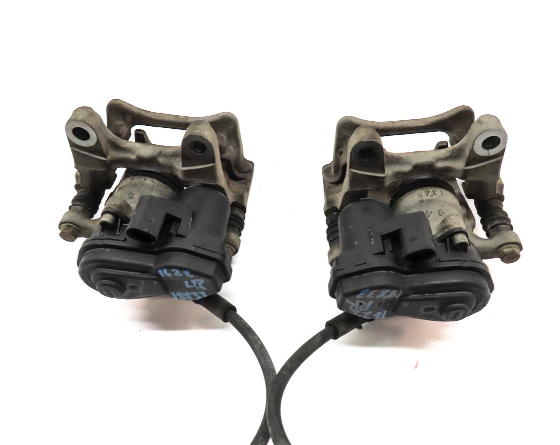 Thumbnail 5: 16-18 AUDI Q3 8U REAR LEFT & RIGHT BRAKE CALIPER SET 2 w/ PARKING BRAKE ACTUATOR