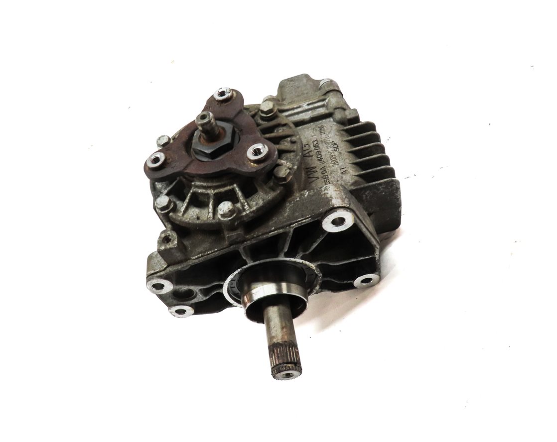 Thumbnail 3: 2009-2018 VW TIGUAN CC AUDI Q3 (8U) 2.0L AWD FRONT TRANSFER CASE ANGLE GEAR