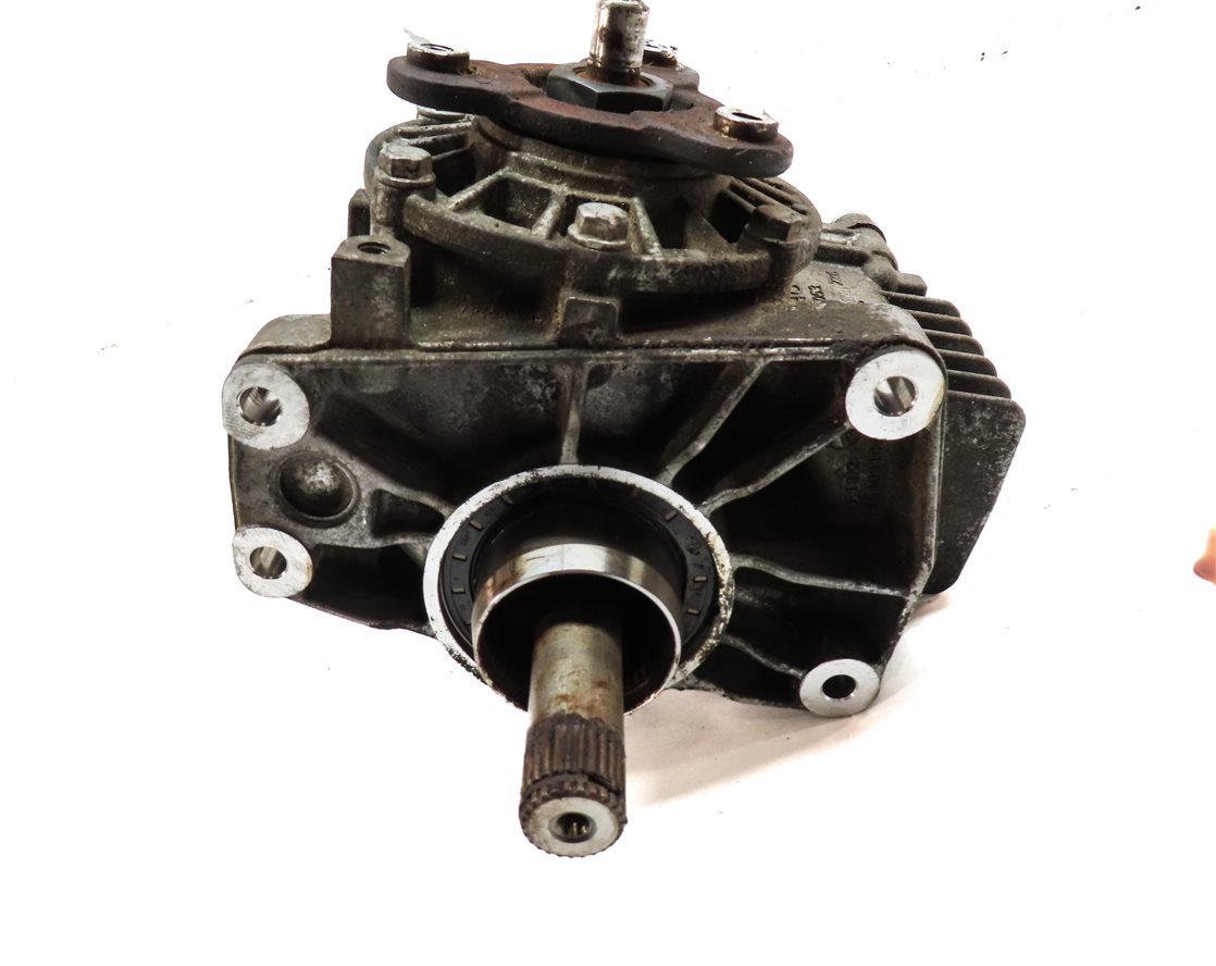 Thumbnail 6: 2009-2018 VW TIGUAN CC AUDI Q3 (8U) 2.0L AWD FRONT TRANSFER CASE ANGLE GEAR