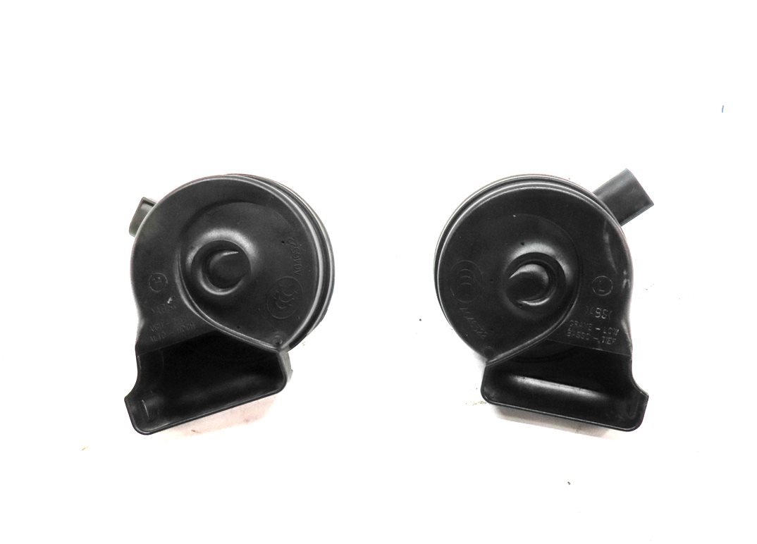Thumbnail 2: 08-18 MERCEDES C E GLK CLS CLASS (C218 W204 W212 X204) HIGH & LOW TONE HORN SET2