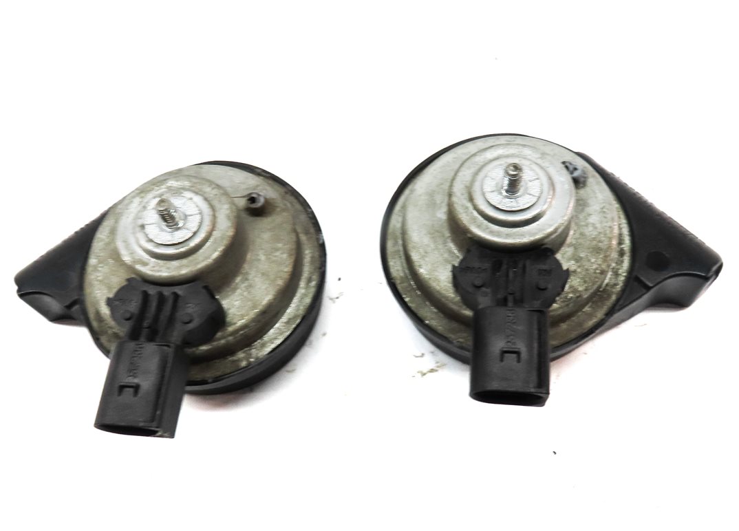 Thumbnail 4: 08-18 MERCEDES C E GLK CLS CLASS (C218 W204 W212 X204) HIGH & LOW TONE HORN SET2
