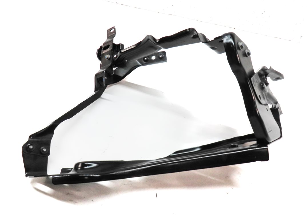 Thumbnail 6: 2013 MERCEDES C250 (W204) FRONT RIGHT PASSENGER HEADLIGHT LAMP MOUNT BRACKET